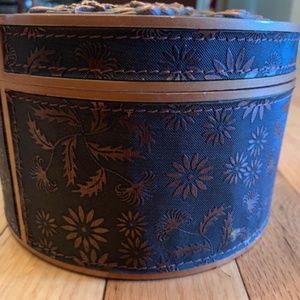 Flower Design Jewelry box